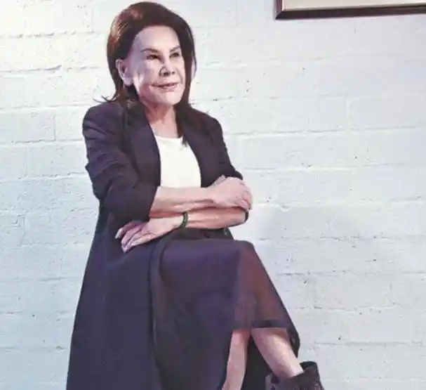 长相奇丑的黄夏蕙,86岁被老伴宠成公主,81岁花百万为自己办葬礼_事情