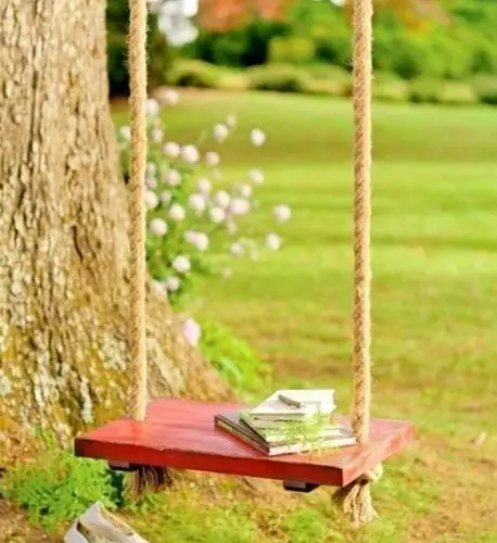 荡漾在秋千上的回忆 唯美秋千意境图