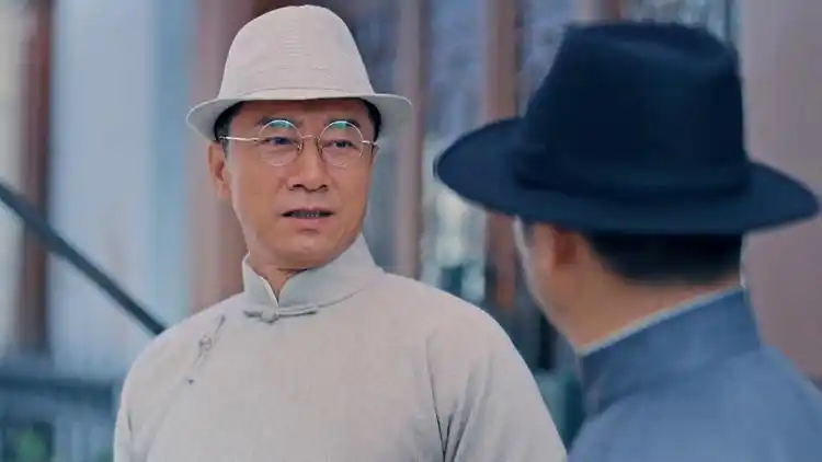 绝密使命:凌风和同志见面,华山任交通局香港站总站长_网易视频