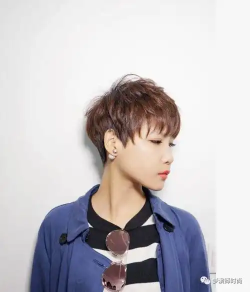 女生纹理烫发型推荐100款