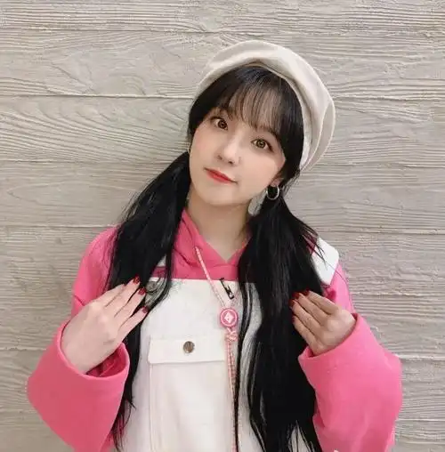 明星头像宋雨琦