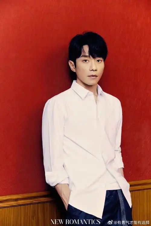 张栋梁超话光阴夺不走帅气和温柔的男人@张栋梁nicholas偶的偶像剧