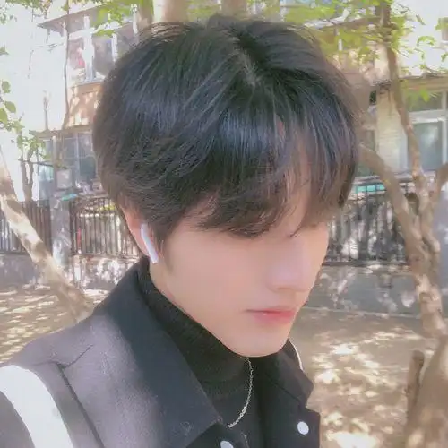 男生中分发型该搭配 发型搭配-ship188.com