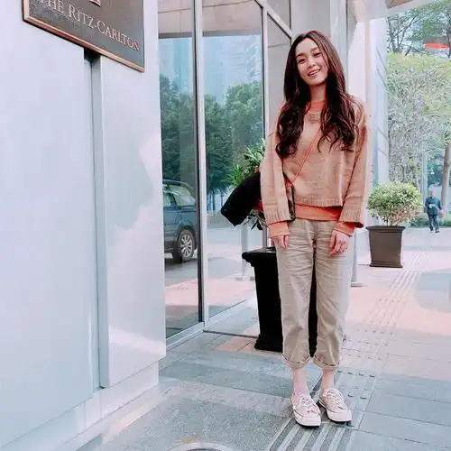 范玮琪爆肥后晒健身照,后被揭p图,减肥到底有多难?