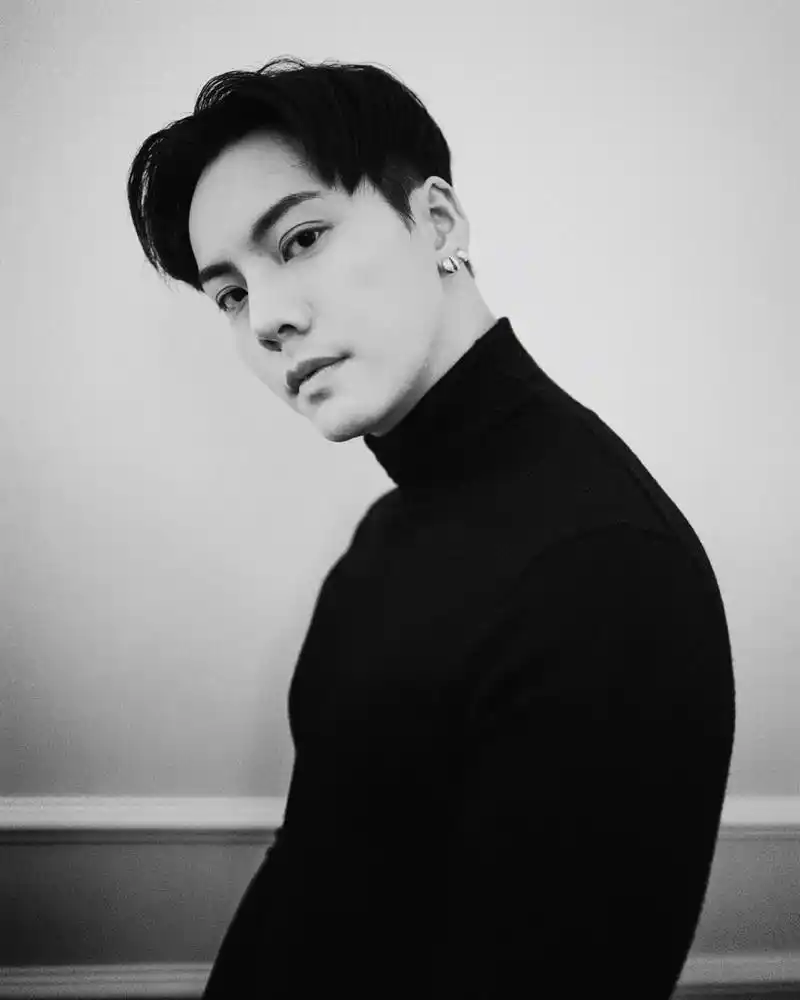 陈伟霆汉堡黑白大片