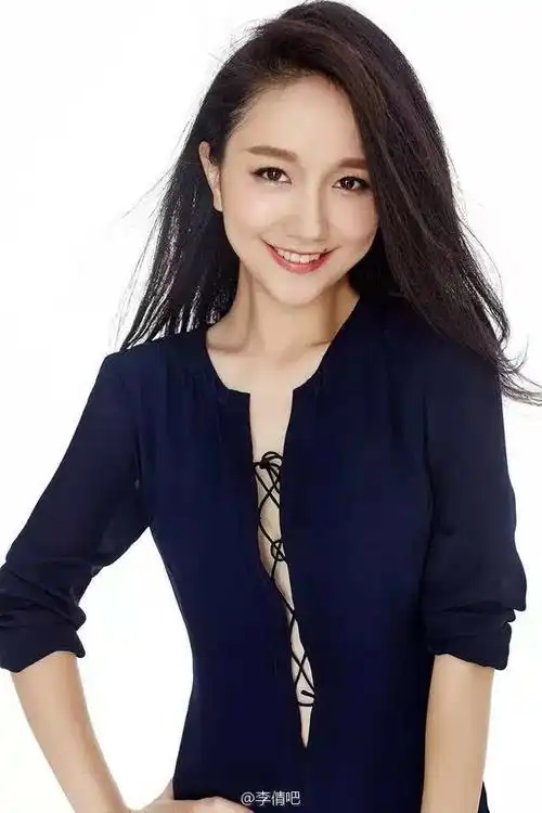 黄轩前女友原来是她,这么低调,难怪黄轩喜欢!