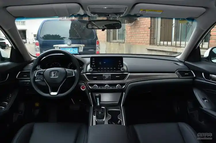 【 本田雅阁高清图片】_2018款 230turbo 舒适版 国v_黑色_内饰_搜狐