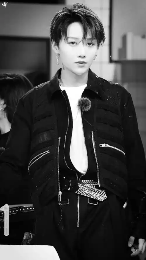 刘雨昕超话9715#刘雨昕非日常派对#非日常派对33-323630