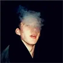 抽烟的男生头像有伤感的