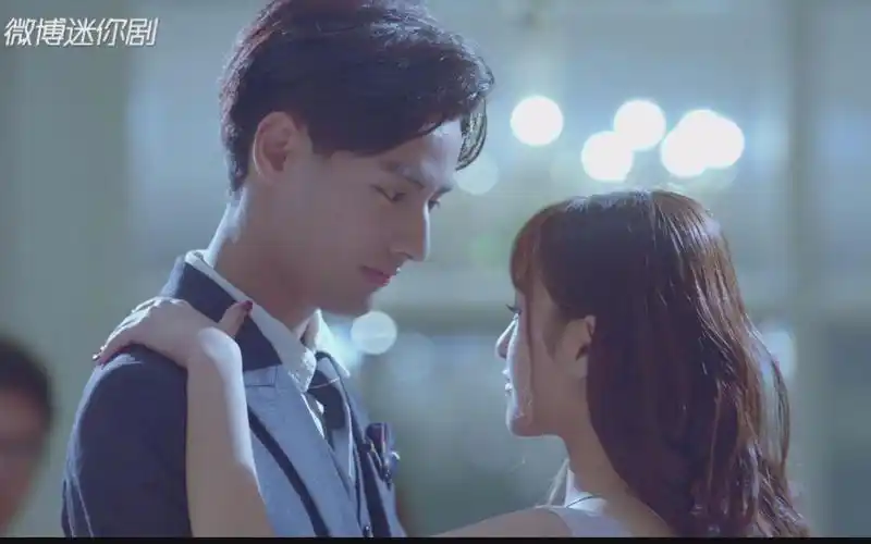 【总裁在上】猝不及防又一口狗粮