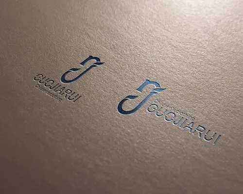 以名字首字母设计的一个logo