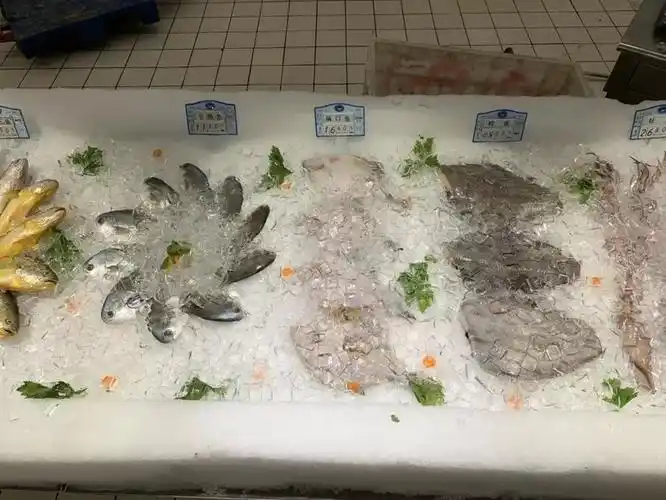 西北区冰鲜台陈列照片