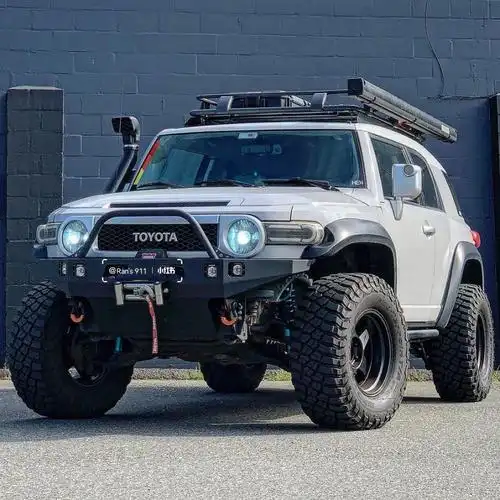 每日一台越野车丰田陆巡fj硬派越野车