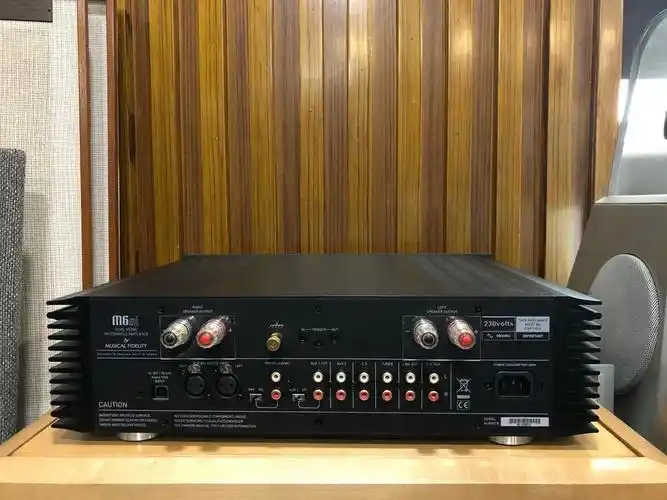 英国musicalfidelity音乐传真m6si合并功放