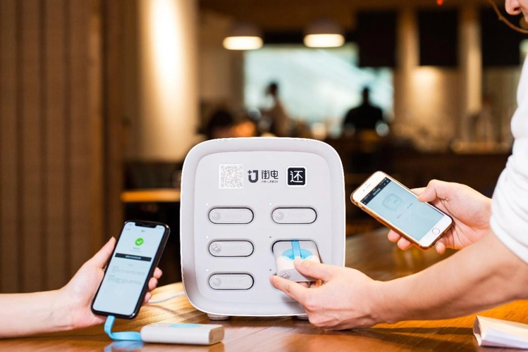 iphone 13电池提升难抵高刷耗电?陈欧旗下共享充电宝或仍是刚需_中华