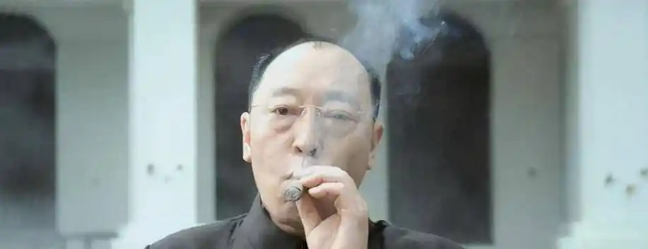 影帝倪大红有多低调?高考4次59岁才大红,妻子是倪萍的亲妹妹