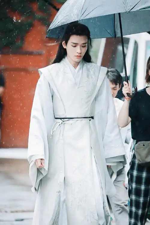 龚俊狐妖小红娘白衣造型##龚俊 狐妖小红娘月红篇##龚俊温客行