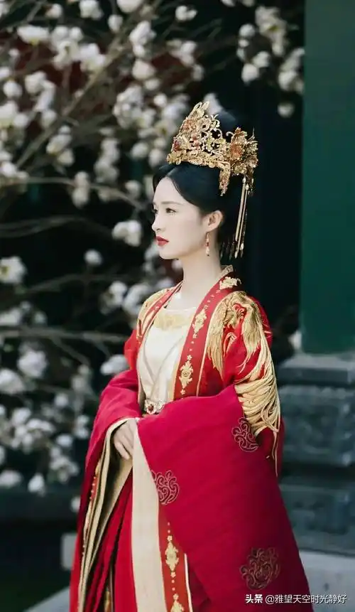 凤冠霞帔,十里红妆～影视剧女明星唯美古装嫁衣最新最全大盘点_整理