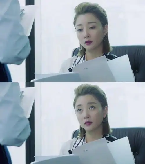 《正青春》殷桃把林睿这个角色诠释的很到位,出场自