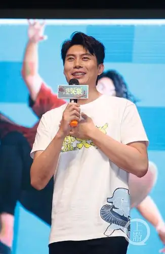 跳舞吧大象重庆路演开心麻花艾伦金春花组合首度亮相大银幕