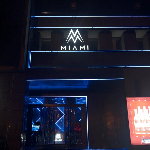 迈阿密派对酒吧