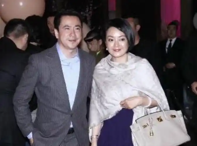 王中磊的老婆王中磊携妻子罕同框