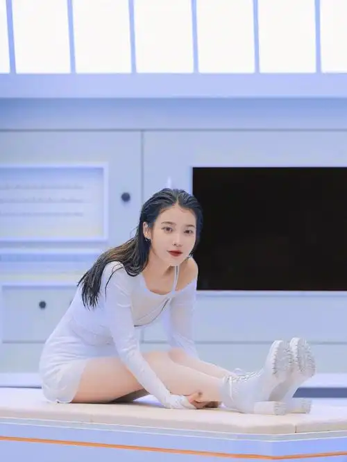 iu李知恩美图更新