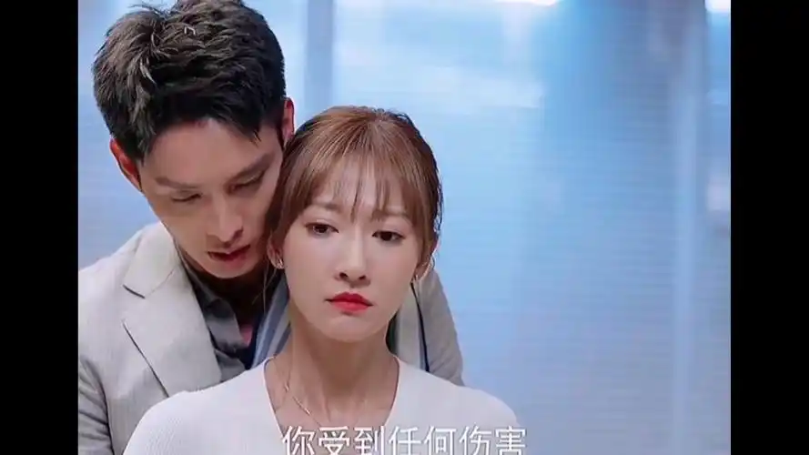 【他在逆光中告白】念初你乖一点,我不想你受到任何伤害!