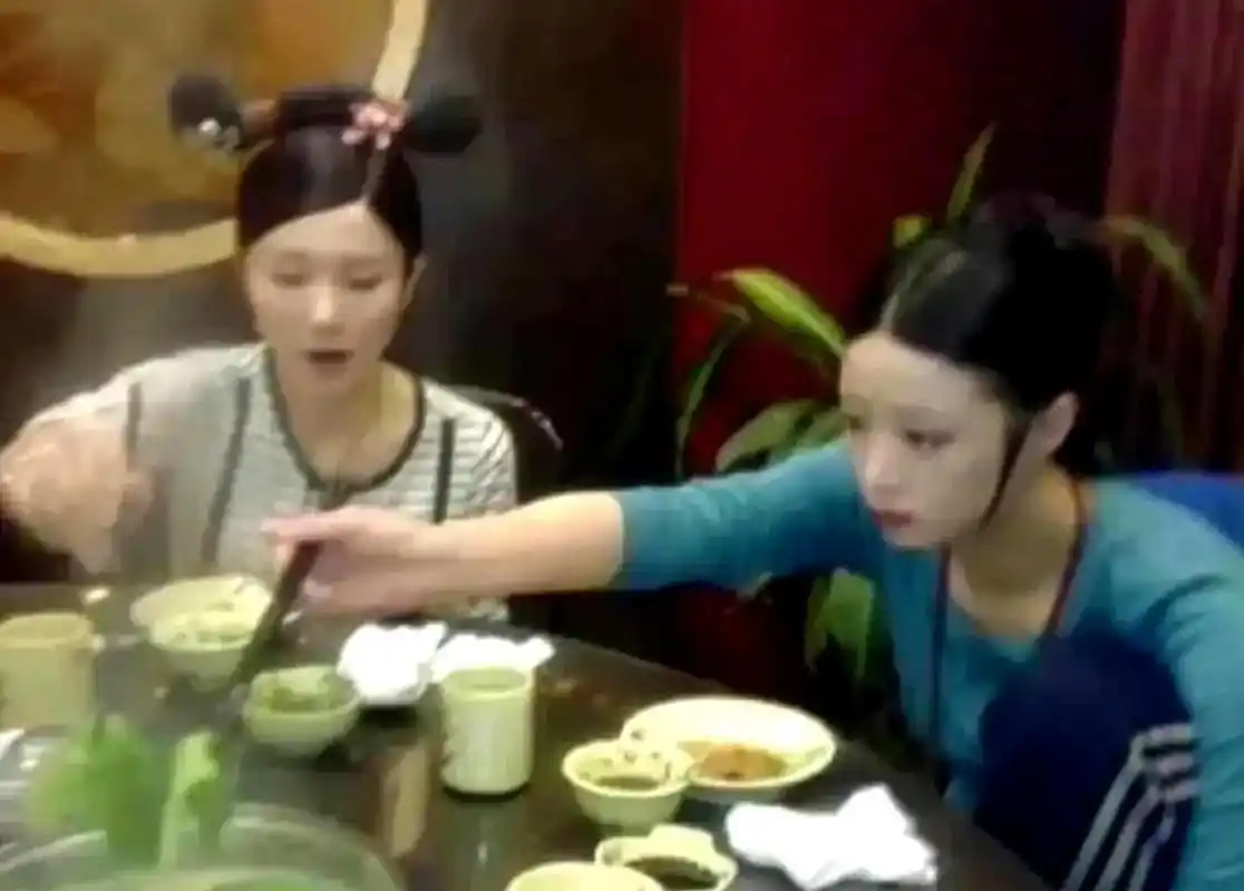 这是一些你从未见过的《甄嬛传》幕后花絮图片.