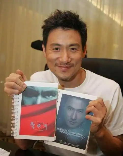 张学友挚爱罗美薇,事业巅峰期选择回归家庭,息影后狂赚80亿_时候_因为