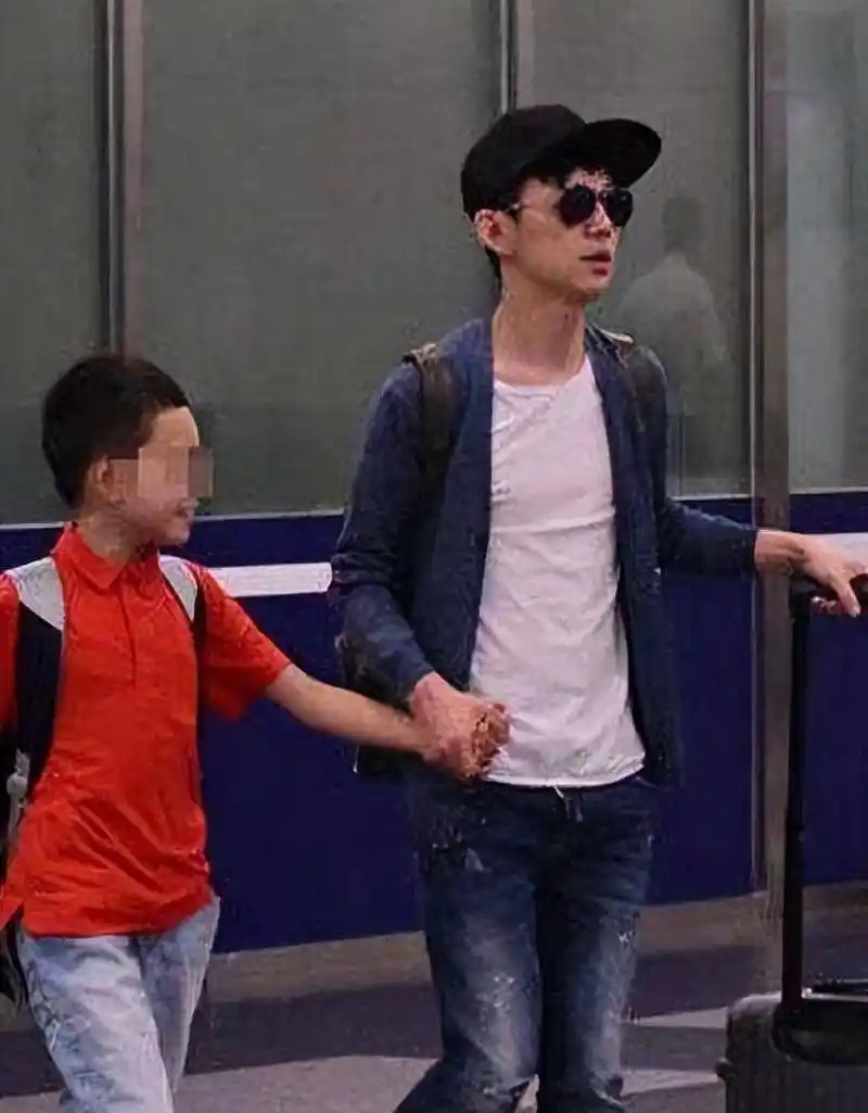 何炅和张柏芝告诉我们,这世界上有不透风的墙!_王菁_节目_观众们