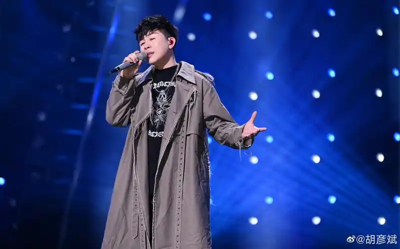 暴露年龄系列我来与胡彦斌合唱一首爱情条约