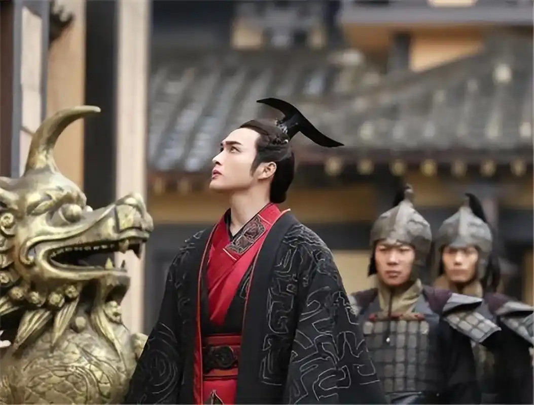 为什么嬴政一死秦国就灭亡了(秦朝灭亡的真正原因)-七暖网