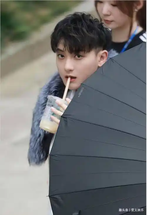 最新路透,杨紫仙气飘飘,宋亚轩吐舌可爱到犯规_类节目_身材_黄子韬