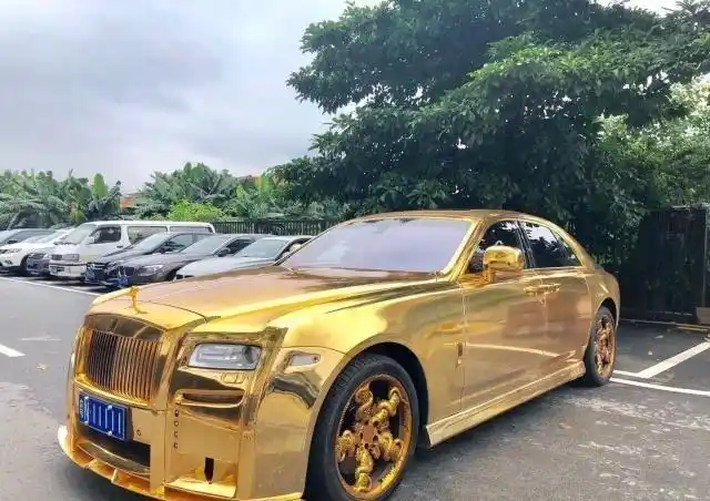 关注 生活 > 正文        真要是纯金打造,先不说价值多少,光是汽车的