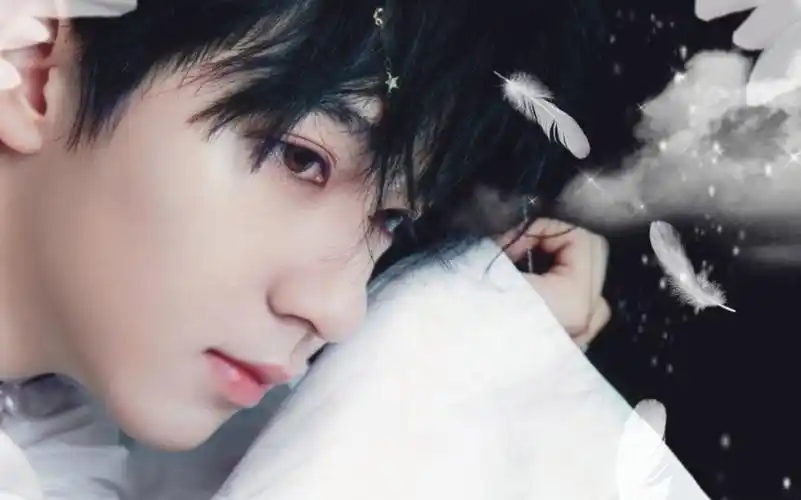 贺峻霖每日苏点之性感喉结