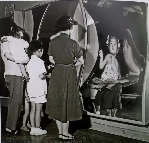 派谷老照片修复-历史老照片:上海六十年代的缩影