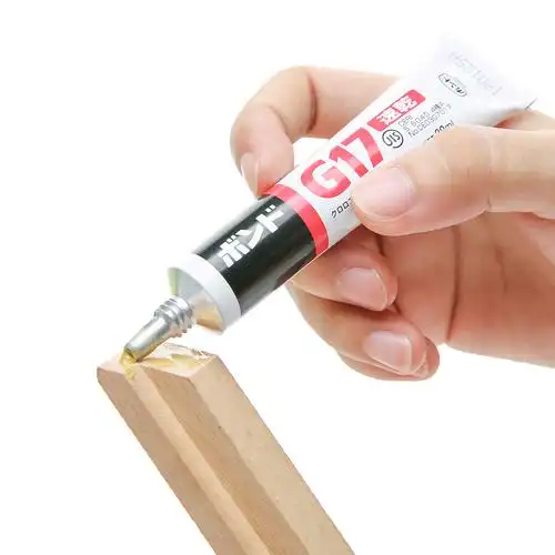 日本进口强力万能胶水粘贴金属皮革胶水粘合剂家用速干粘胶20ml