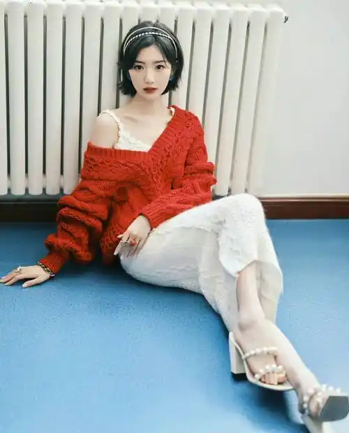 被父亲抛弃,被男友劈腿,35岁的毛晓彤活的很强大!_成功_生活_心态