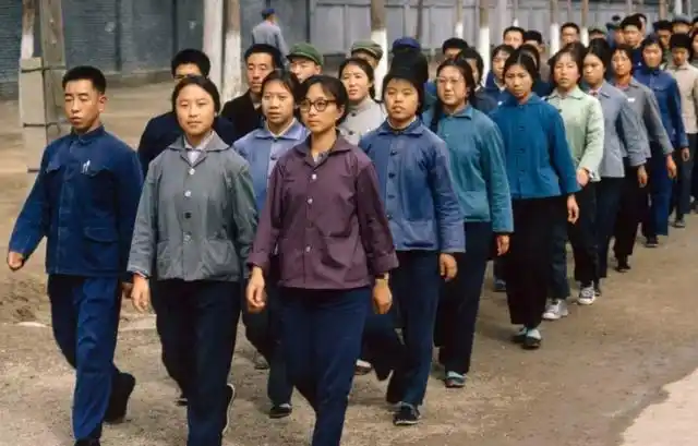 70年代中国彩色老照片!