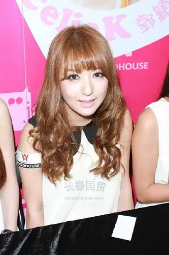 郭富城娇妻方媛成名前旧照曝光模样青涩略显婴儿肥