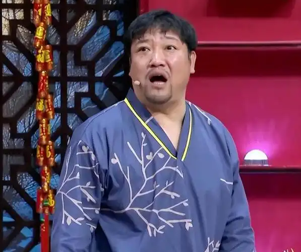 宋小宝贾冰同登2024辽宁春晚表演小品一个人保戏一个戏保人