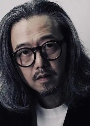 原创 55岁"傅老大"张锦程,与"安欣"张延恩爱16年,一家三口很幸福