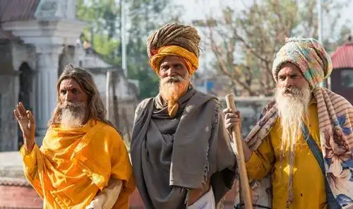 印度教拥有超十亿教徒,远超佛教,为什么不能入世界三大宗教