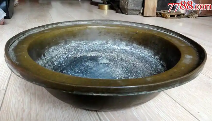 清末民国边疆老包浆宽边厚料大铜盆俗称金盆洗手355cm16kg