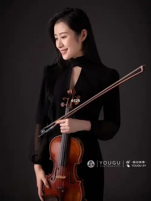 小提琴肖像摄影 形象照_小提琴_摄影_摄影师_音响_摄影_写真