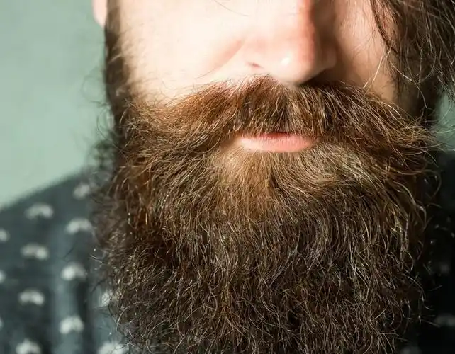 男人的胡须茂盛与什么有关?医生给您科普
