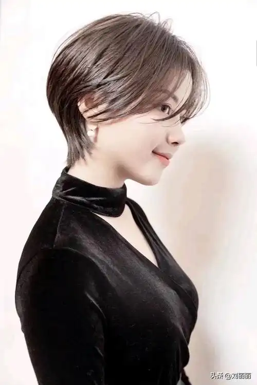 也许你尝试过很多种不同的发型,有的让你满意,有的让你失望,但女发无