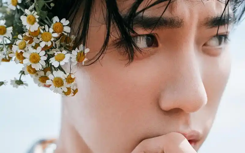 王子异海边帅气写真图片桌面壁纸