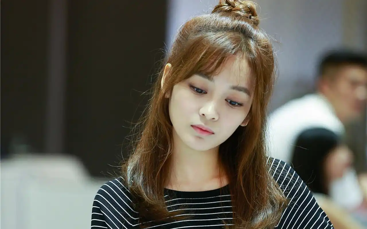 漂亮的李慧珍人物剧照图片桌面壁纸